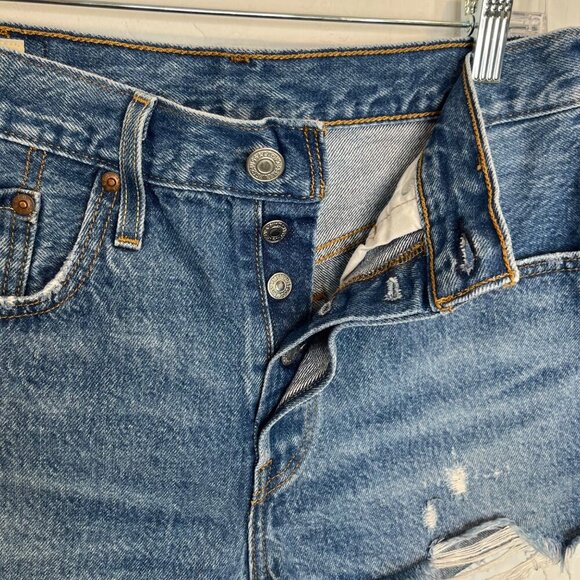 Levi's 501 Premium Cut off jean denim shorts Size 27 Medium wash High rise - Picture 10 of 11